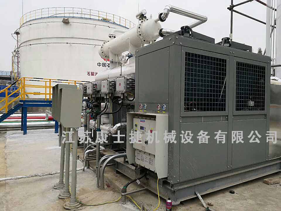 石油公司用防爆冷水機現場(chǎng)照片